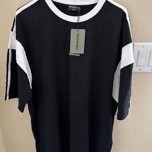 Balenciaga Men’s T-Shirt Size Large